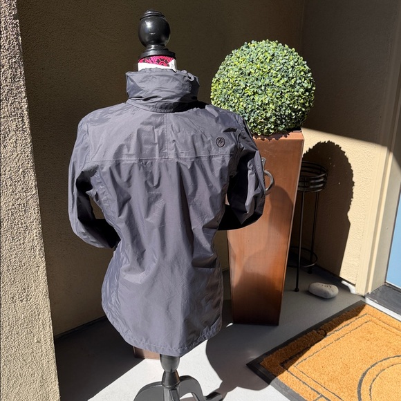 Marmot Rain Jacket - Picture 2 of 11